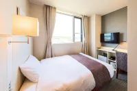 Urban Hotel Miki - 2 ดาว