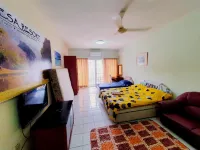 Stay with Comfort at Selesa Hillhomes - T11Gga Hotel dekat Japanese Villacg
