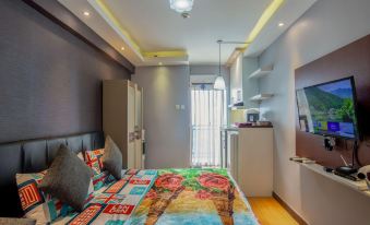 Cinere Resort by Gold Room