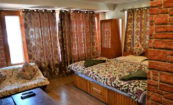 Hotel Palestine - Housity