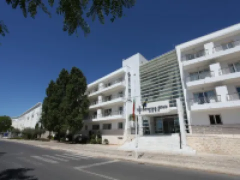 Marina Club Lagos Resort