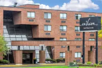 EnVision Hotel Saint Paul South - parking
