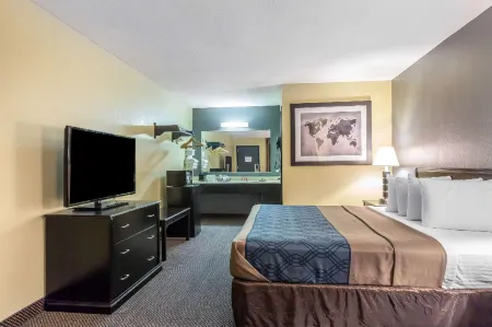 Econo Lodge Отели в г. Мартин