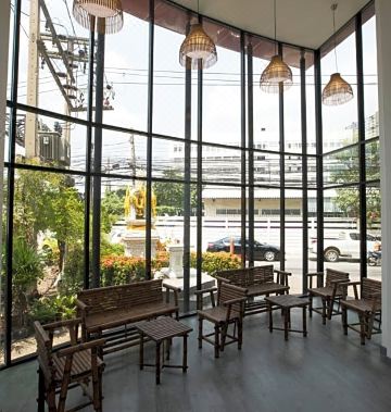 2. 부티크 푸-야이..