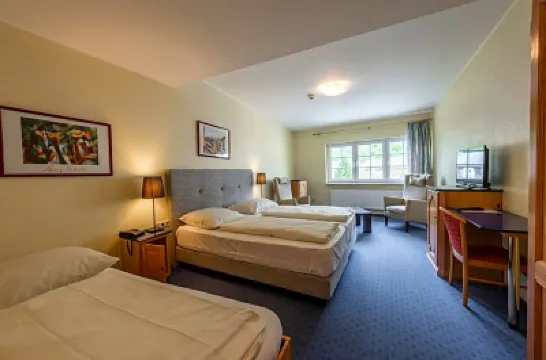 Hôtel - Restaurant " Victor Hugo" โรงแรมใน