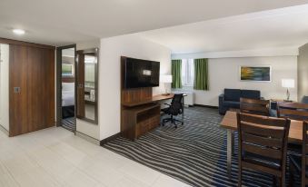 Holiday Inn Winnipeg - Airport West