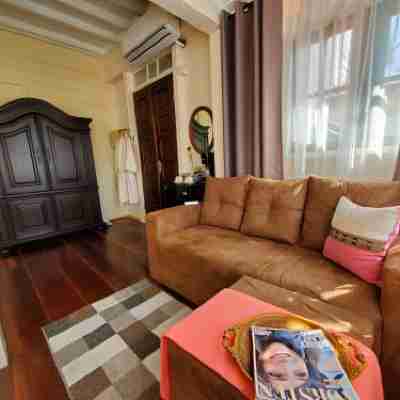 Prins Hendrik Suites Rooms