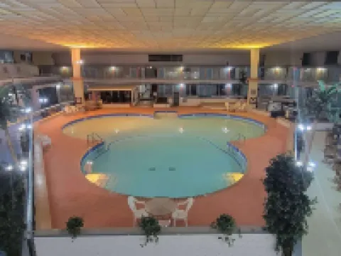 Howard Johnson by Wyndham Hannibal Hotels in Ralls County