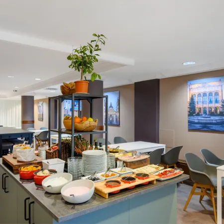 Millennium Court, Budapest - Marriott Executive Apartments Отели рядом с достопримечательностью «Мост Эржебет»