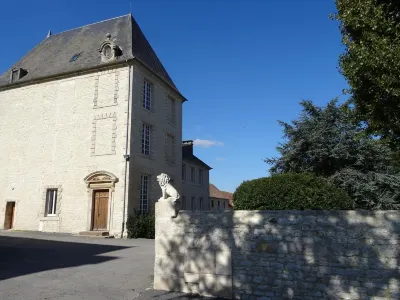 Le Seigneur de Bons Hotels in Bons-Tassilly