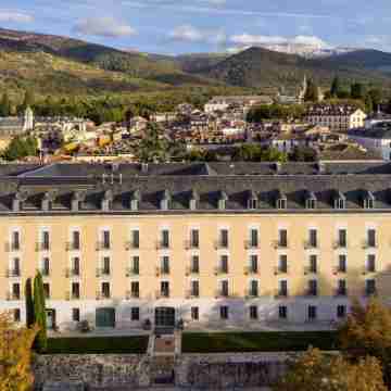 Parador de La Granja Hotel Exterior