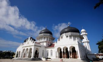 RedDoorz Syariah Near Rsud Zainoel Abidin Banda Aceh