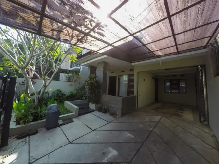 Sukasari Guesthouse Отели рядом с достопримечательностью «Teknik Informatika»