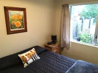 Mount View Motel Hawera Hotels near Hawera Water Tower