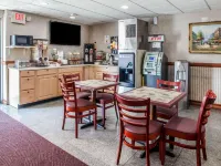 Rodeway Inn Hotels near Pershing Field