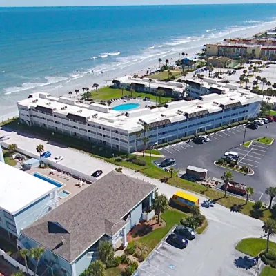 Coastal Waters Hotels in de buurt van New Smyrna Town Beach