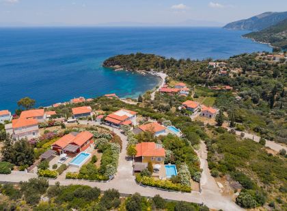 Mouzakis Villas