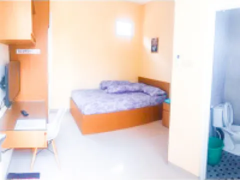 Muzdalifa Syariah Near Alun Alun Gresik Mitra RedDoorz فنادق في غريسيك ريجينسي