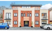 Weekly & Monthly Stay, Leisure & Business, Oxford, Parking, 2 Bedrooms, Near Headington Hospitals Hotels in 