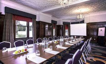 DoubleTree by Hilton Cheltenham-Cotswolds 썸네일