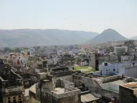 Hotel Everest - 2성급