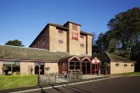 ibis London Luton Airport Hotels in Luton