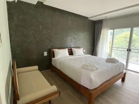 Doi Luang Scene Отели рядом с достопримечательностью «Tree House Hideaway»