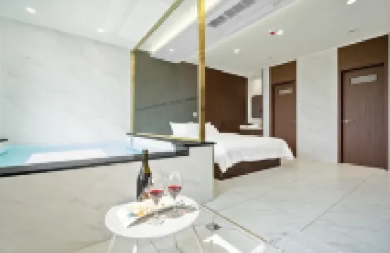 Daebudo Arcano Hotel Poolvilla Hotels near Seonjaedo