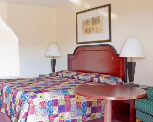 Parkway Inn Hotels in Hamblen County