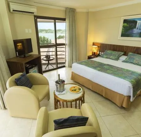 Esmeralda Praia Hotel