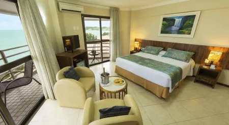 Esmeralda Praia Hotel