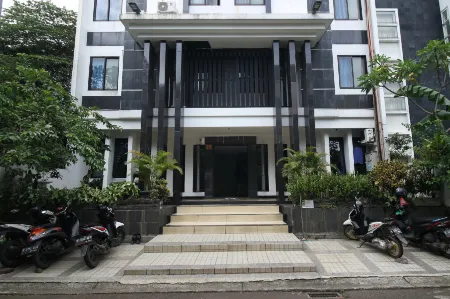 Alviry Garden BSD Отели рядом с достопримечательностью «Taman Kota 2 BSD»