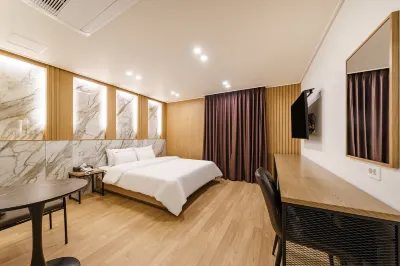 Gwangju Brown Dot Chungjang Hotell i Dong-gu