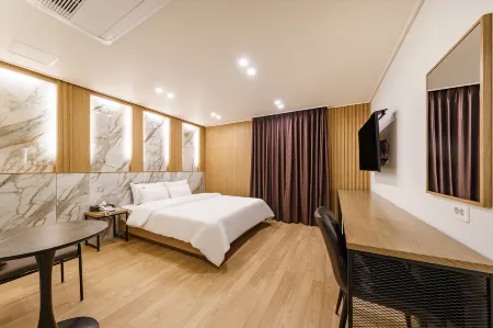 Gwangju Brown Dot Chungjang Отели в г. Кванджу