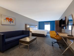 Holiday Inn Express & Suites Kansas City KU Medical Center