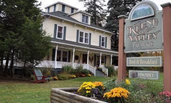 Keene Valley Lodge