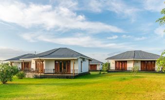 Suitetrails - Moyoni Airport Lodge