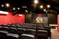 Summer Plaza Resort Hotels in Khingar