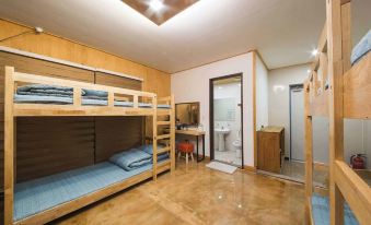 Gonggam Guesthouse - Hostel