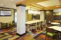 Fairfield Inn & Suites Atlanta Stonecrest - breakfast