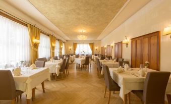 Hotel Weisses Lamm