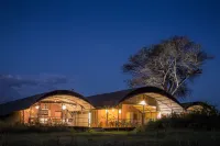 Serondela Lodge Hotels near Savute Reserve