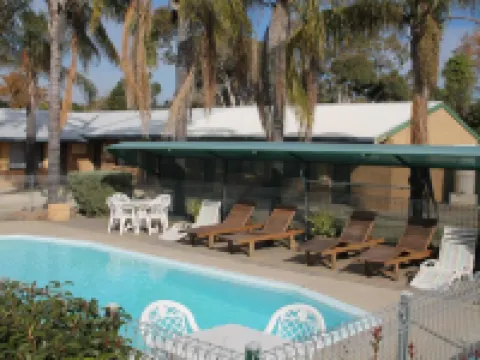Lone Pine Motel Hotels in Corowa