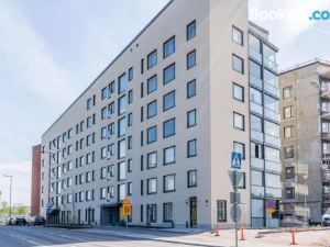 Cozy Apartment Right Next to Metro Station