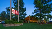 Best Western Plus Saddleback Inn  Conference Center Hôtels à : Oklahoma City