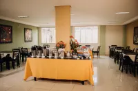 Trindade Plaza Hotel - Desayuno