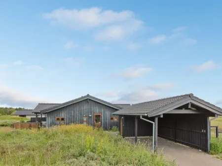 "Emma" - 976m from the Sea