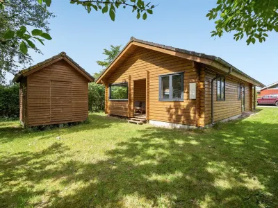 "Rəzvan" - 120m from the Sea Hotels near Brenderup Kirke