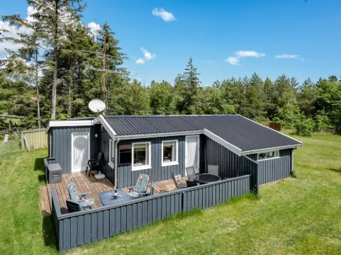 "Gangulf" - 150m from the Sea