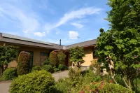 Junikan Shinkan Hotels in Nagawa